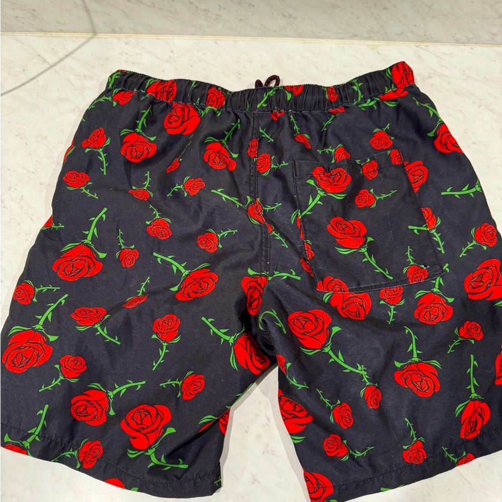 Men’s Rose Pedal Board Shorts - Size Medium